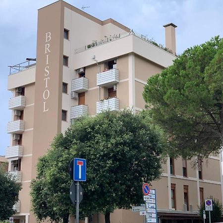 Residence Bristol Bibione Exterior foto
